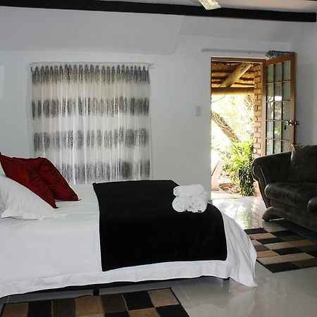Francor Guesthouse Pretoria-Noord Extérieur photo