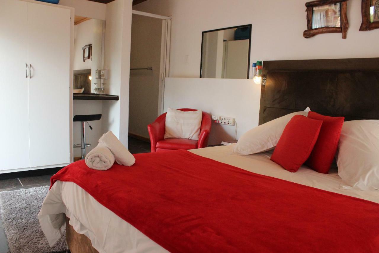 Francor Guesthouse Pretoria-Noord Extérieur photo
