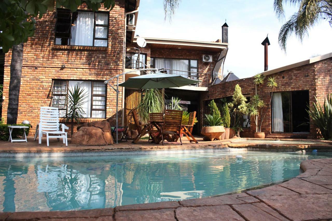 Francor Guesthouse Pretoria-Noord Extérieur photo