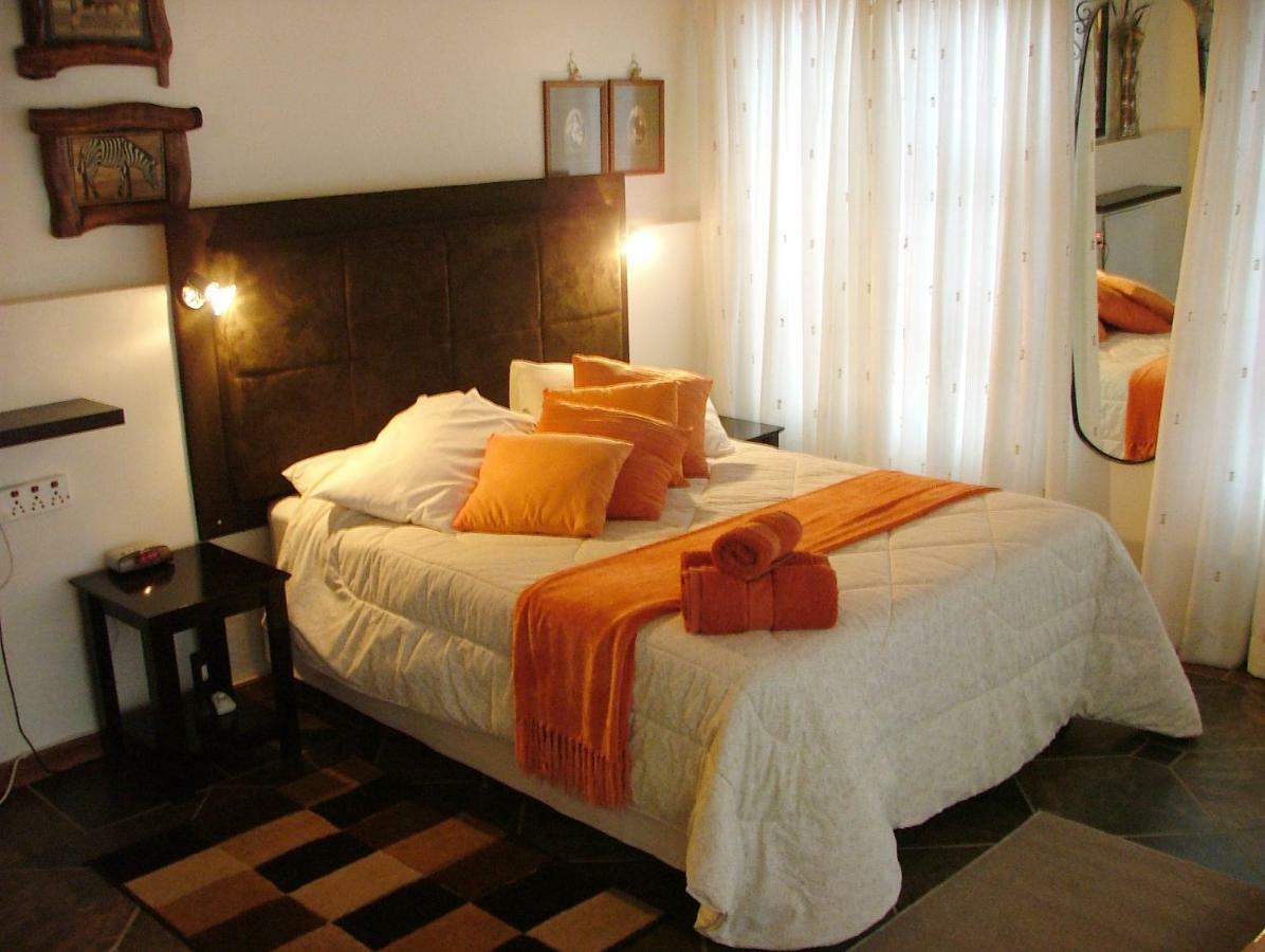 Francor Guesthouse Pretoria-Noord Extérieur photo