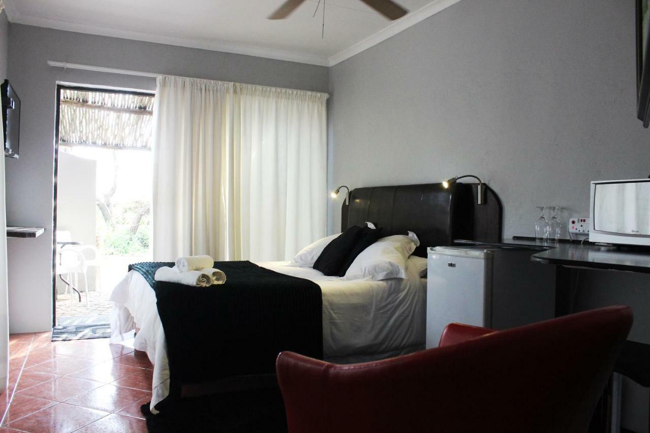 Francor Guesthouse Pretoria-Noord Extérieur photo